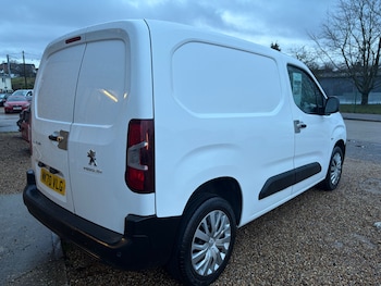 Peugeot Partner feature image