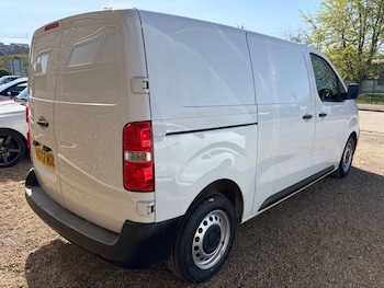 Used Vauxhall Vivaro 2023 for sale - 77942440: Photo
