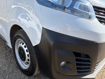 Used Vauxhall Vivaro 2023 for sale - 77942440: Photo