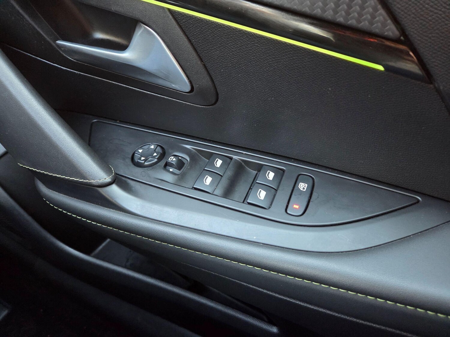 Used Peugeot 208 2020 for sale - 77927748: Photo 19