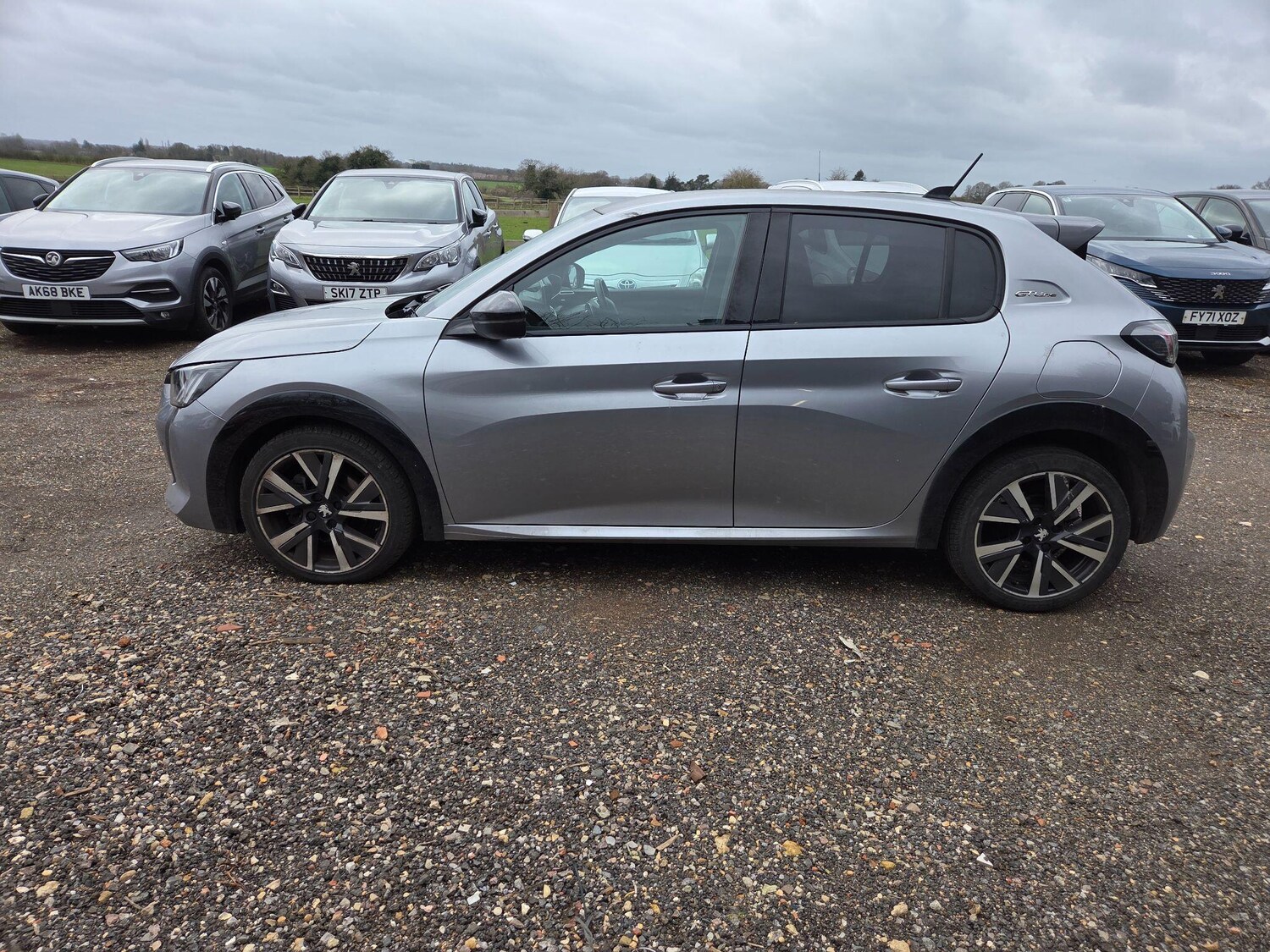 Used Peugeot 208 2020 for sale - 77927748: Photo 5