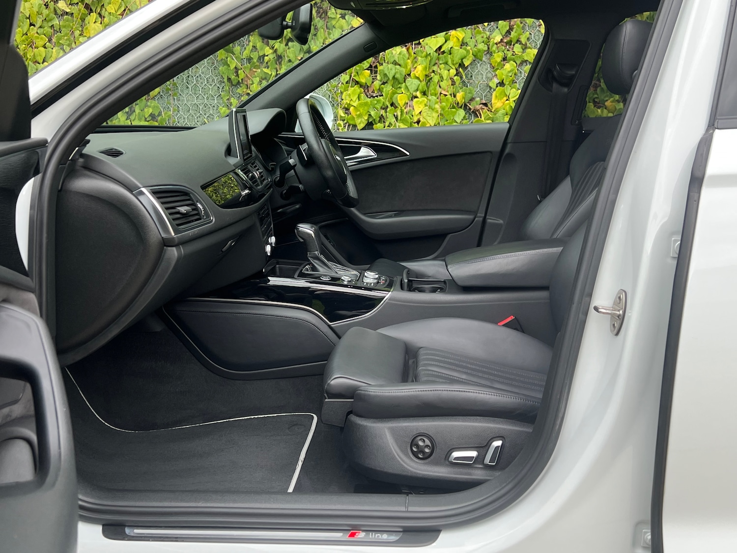 Used Audi A6 Avant 2017 for sale - 78103554: Photo 4