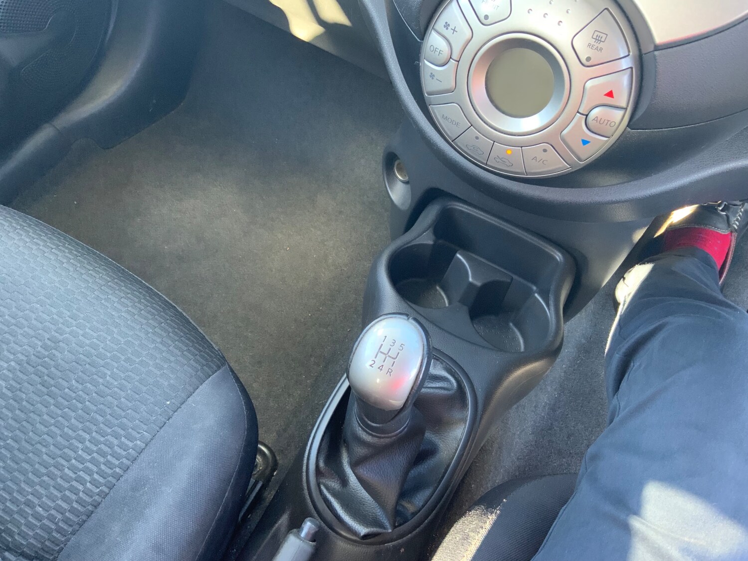 Used Nissan Micra 2011 for sale - 77997733: Photo 15