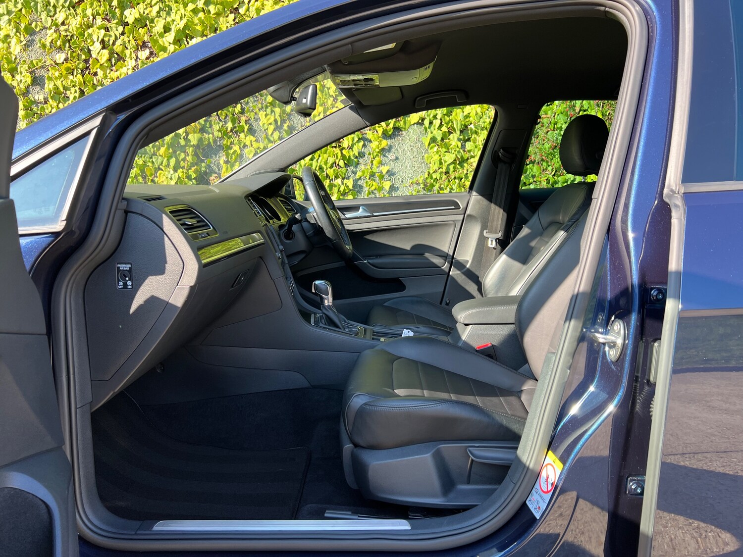 Used Volkswagen Golf 2014 for sale - 78103556: Photo 4