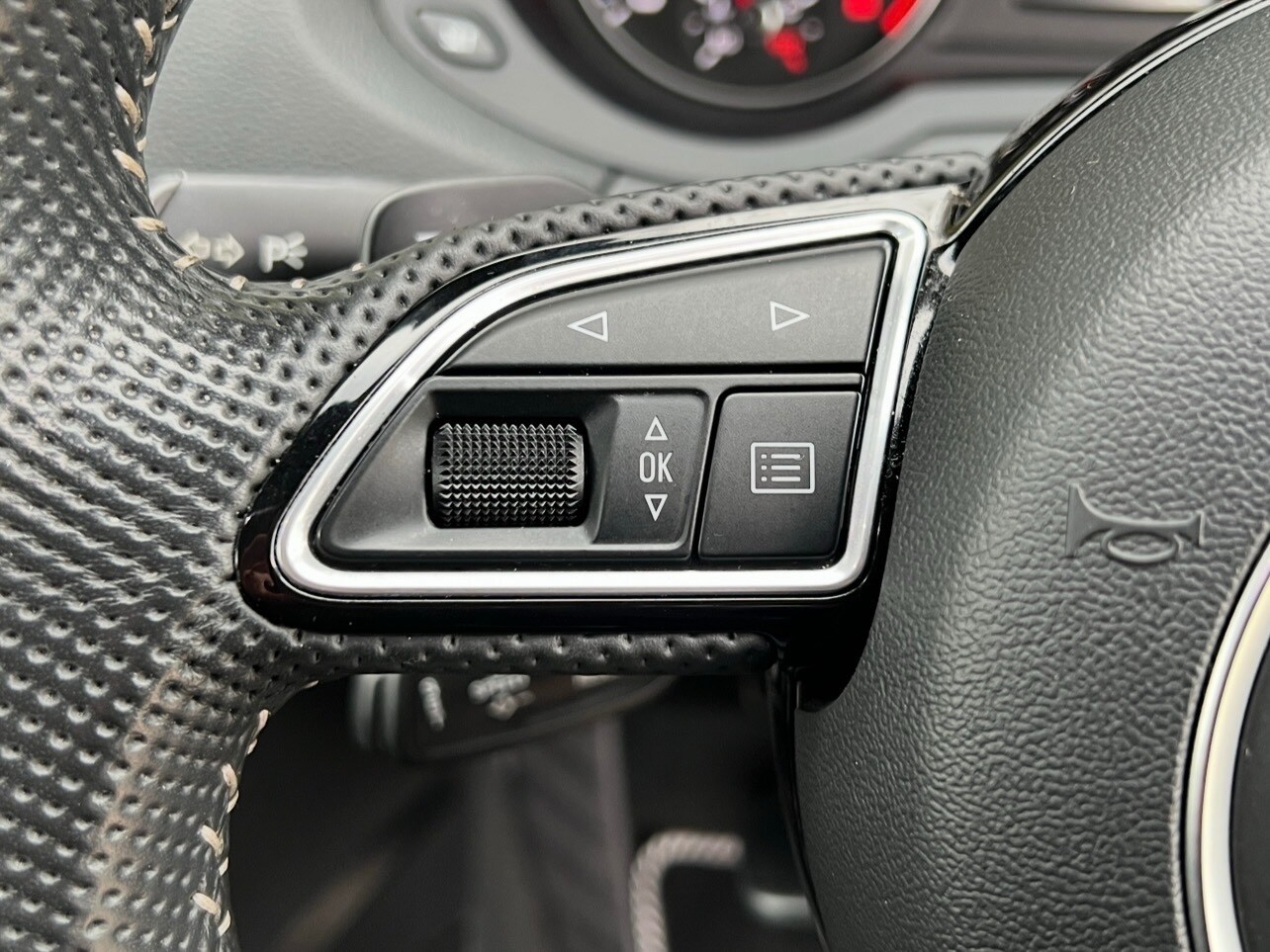 Used Audi Q3 2017 for sale - 78103552: Photo 10