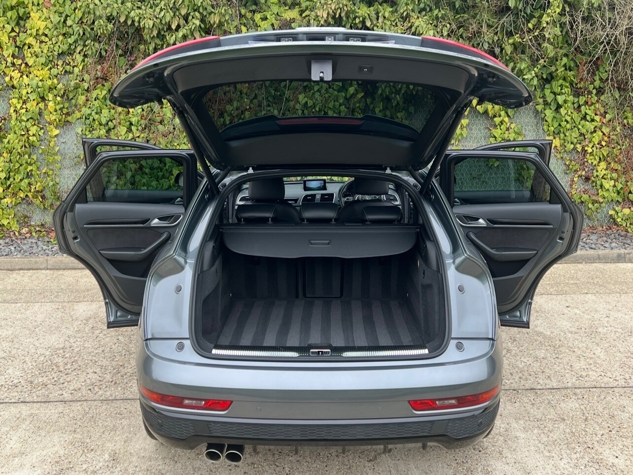 Used Audi Q3 2017 for sale - 78103552: Photo 15