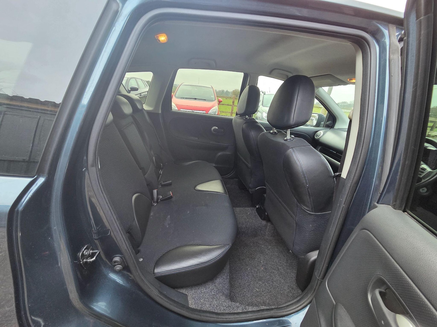 Used Nissan Note 2012 for sale - 78009349: Photo 15