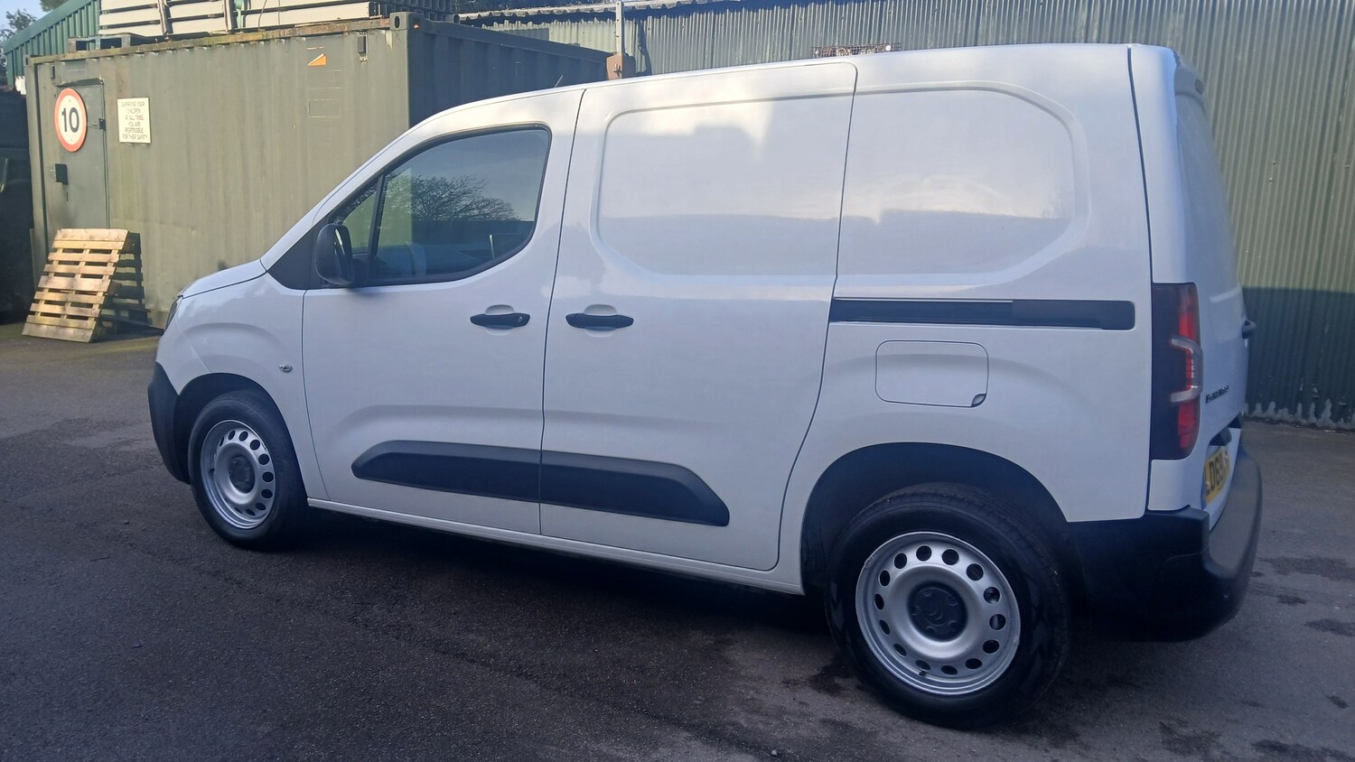 Used Citroen Berlingo 2019 for sale - 77762605: Photo 9