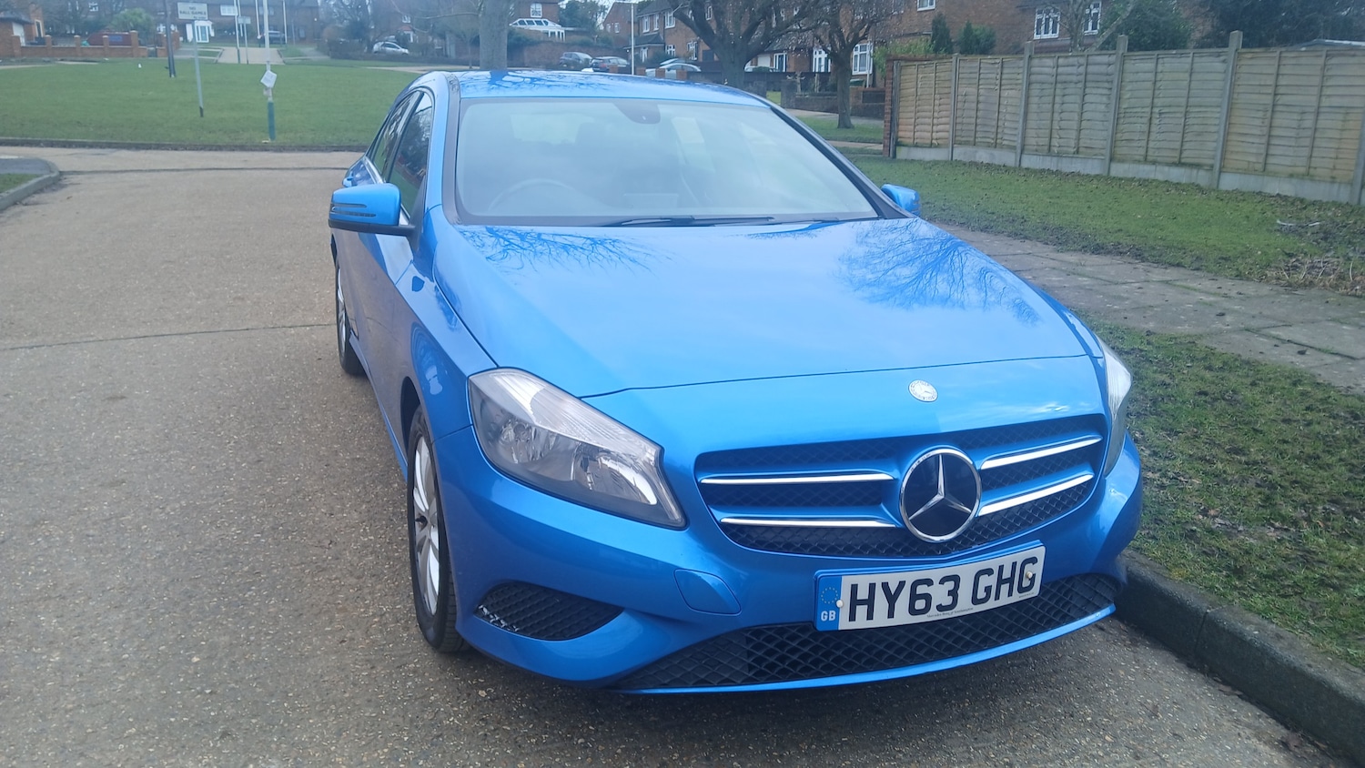 Used Mercedes-Benz A-Class 2013 for sale - 77762604: Photo 2