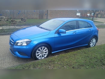 Used Mercedes-Benz A-Class 2013 for sale - 77762604: Photo