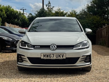 Used Volkswagen Golf 2017 for sale - 78664312: Photo