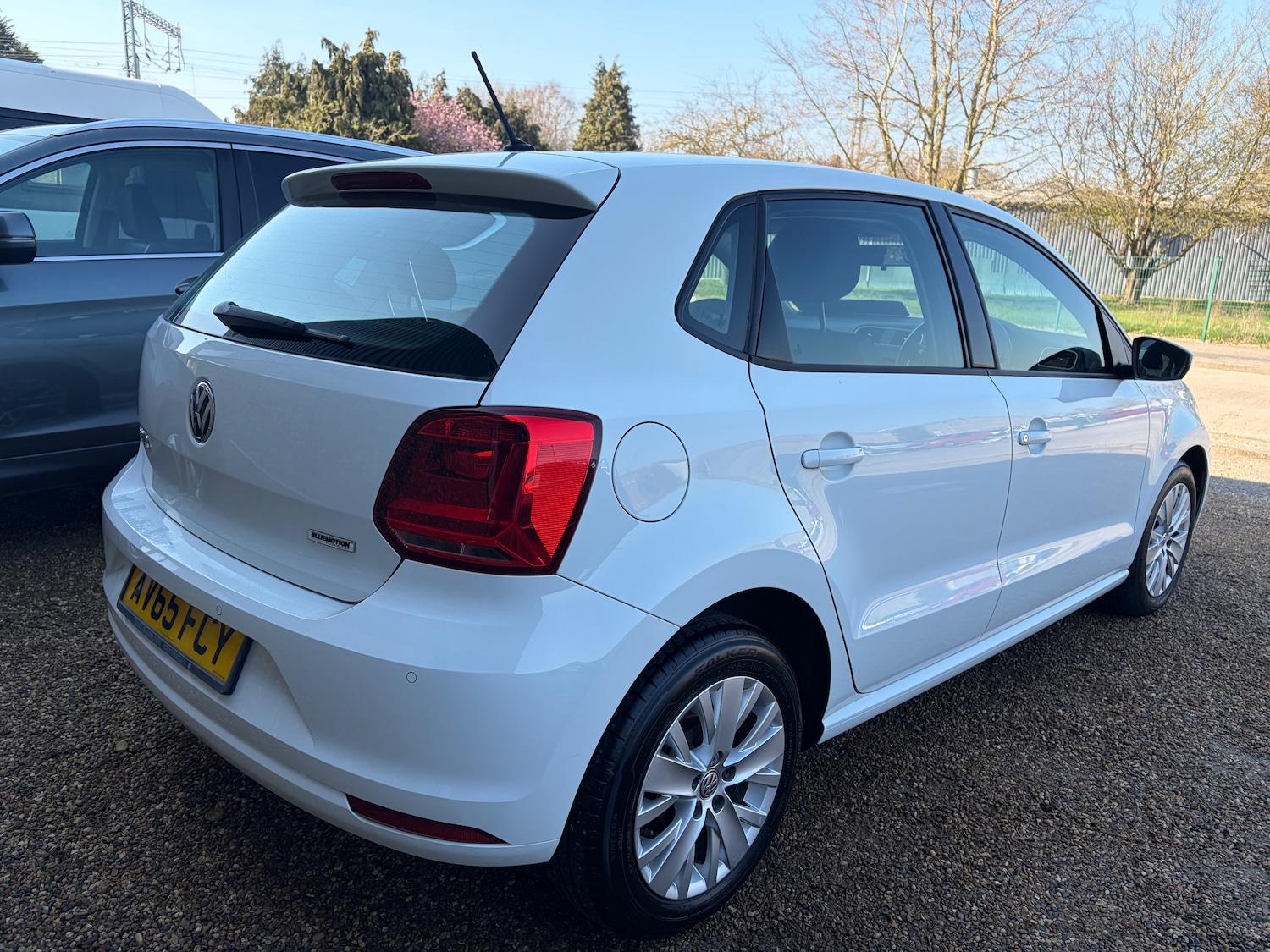 Used Volkswagen Polo 2015 for sale - 77946266: Photo 1