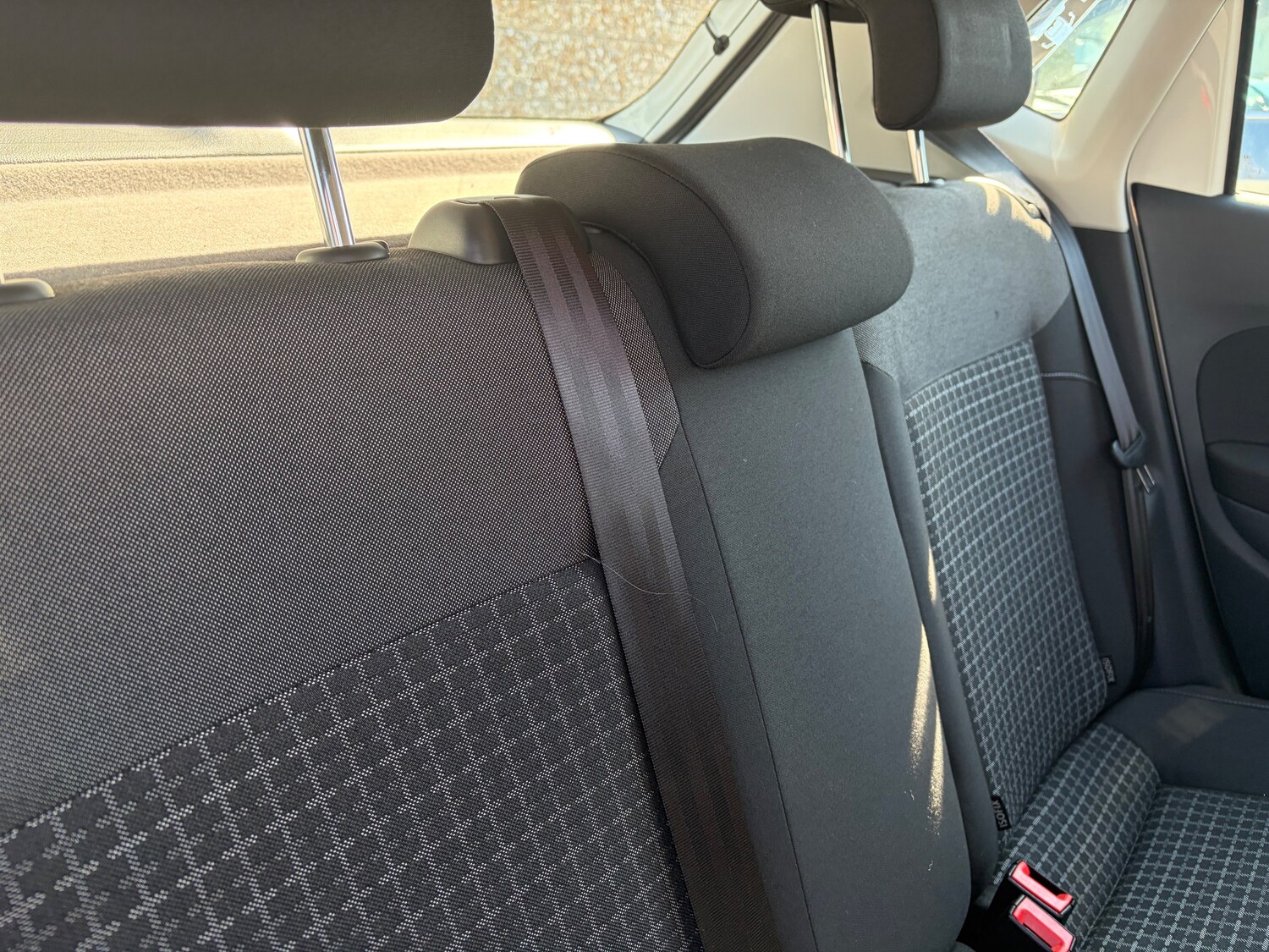 Used Volkswagen Polo 2015 for sale - 77946266: Photo 6