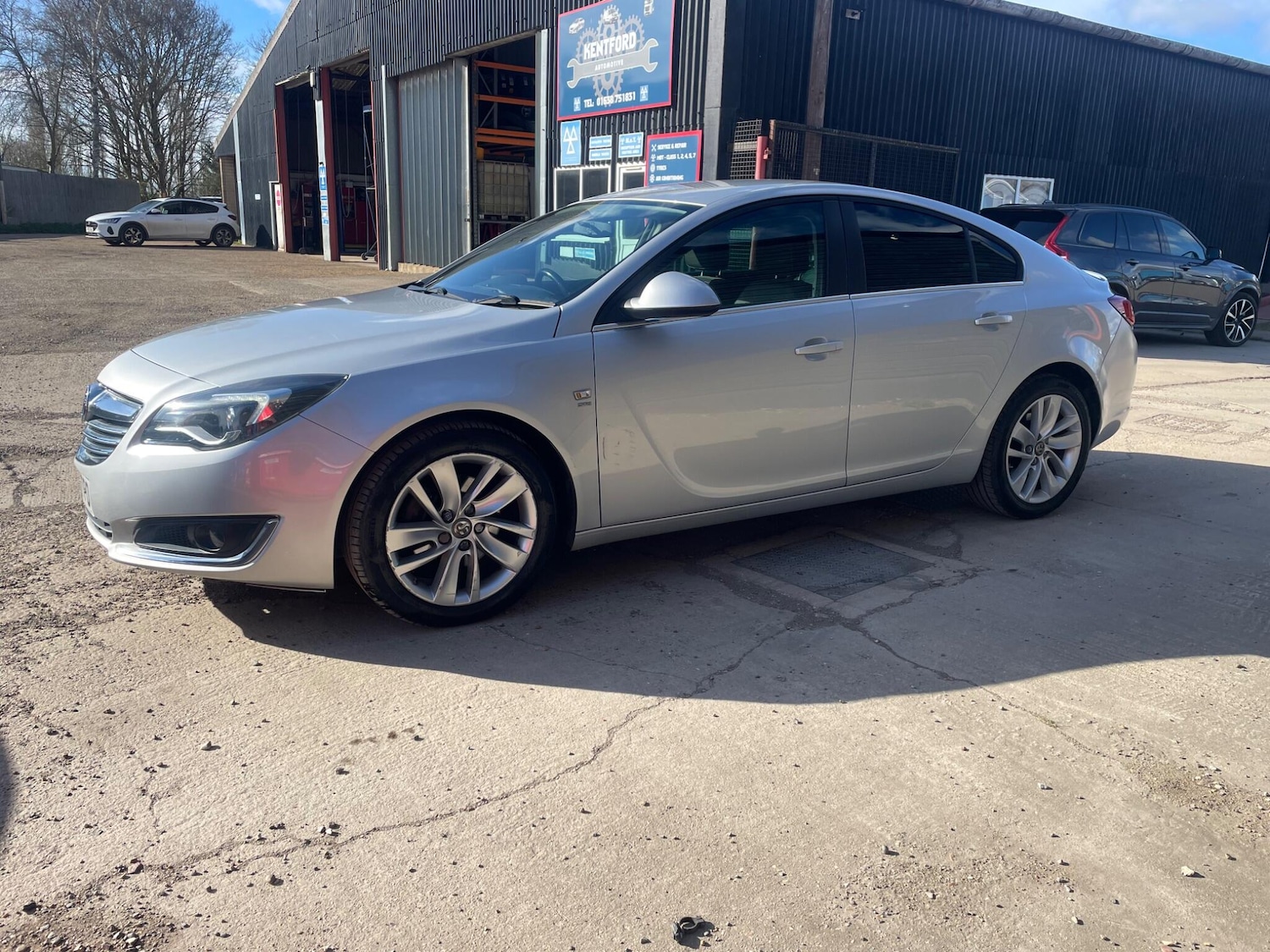 Used Vauxhall Insignia 2014 for sale - 78043803: Photo 3