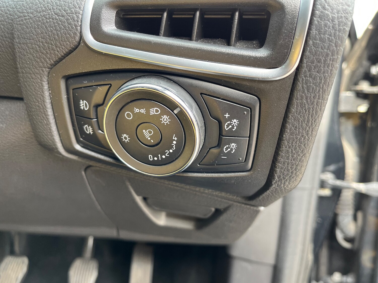 Used Ford Focus 2013 for sale - 78022598: Photo 25