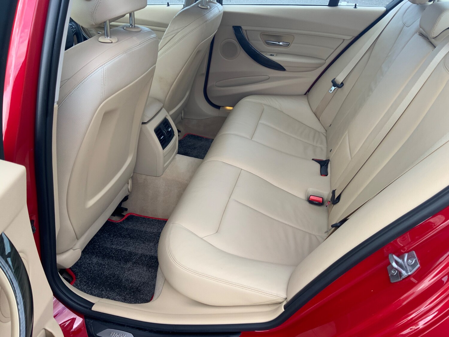 Used BMW 3 Series 2012 for sale - 77927769: Photo 16