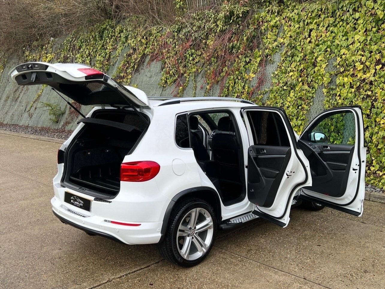 Used Volkswagen Tiguan 2014 for sale - 78103550: Photo 16