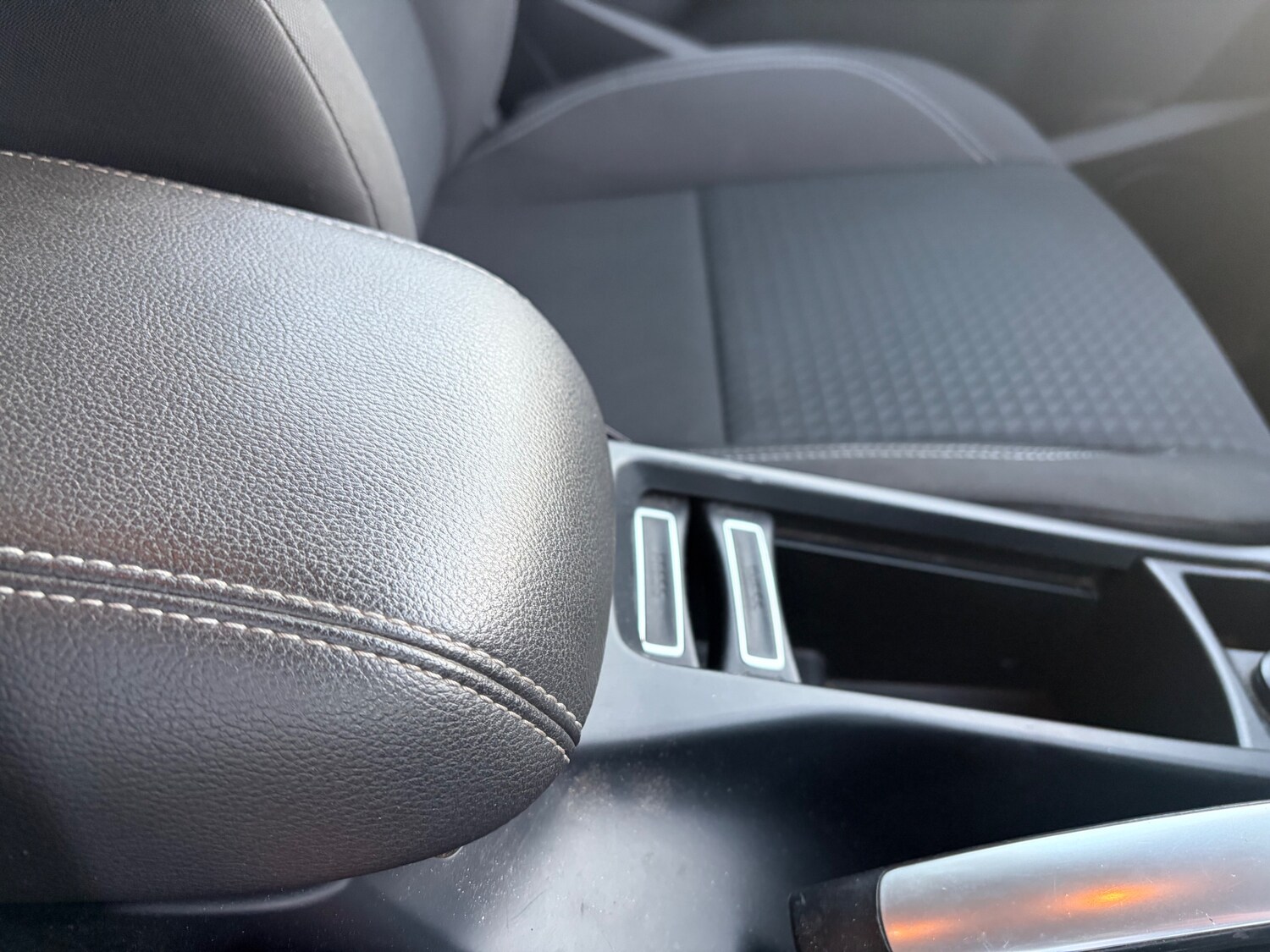 Used Ford C-Max 2016 for sale - 77942436: Photo 12