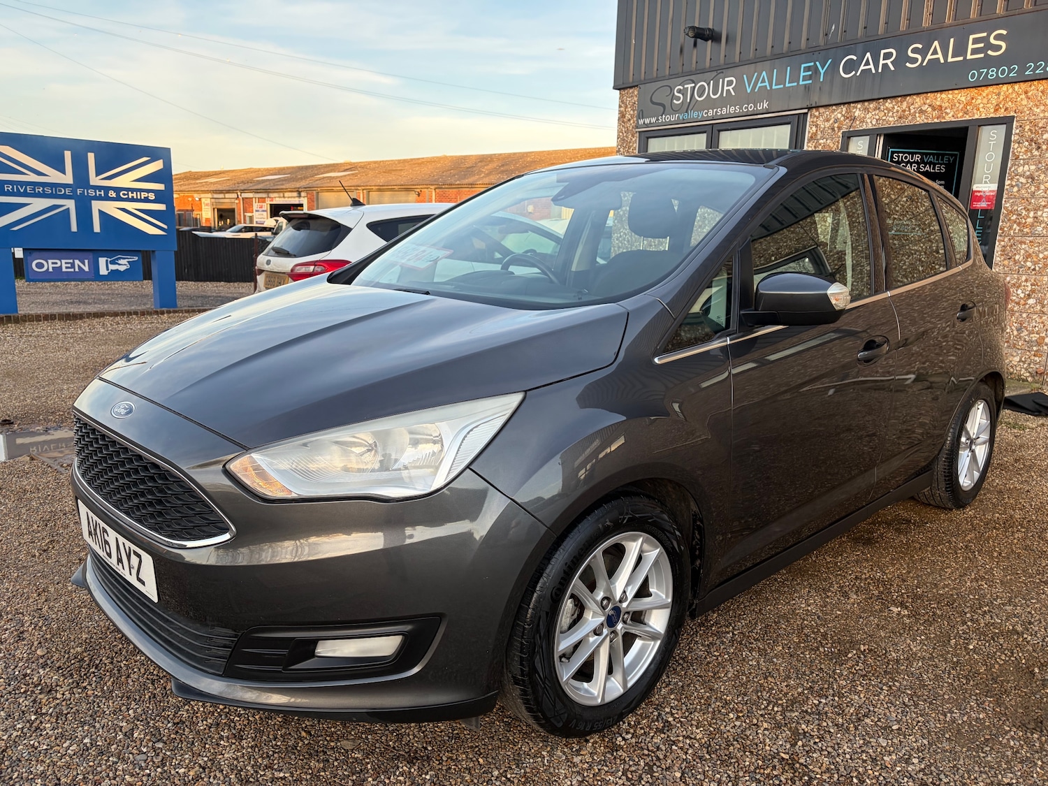 Used Ford C-Max 2016 for sale - 77942436: Photo 2