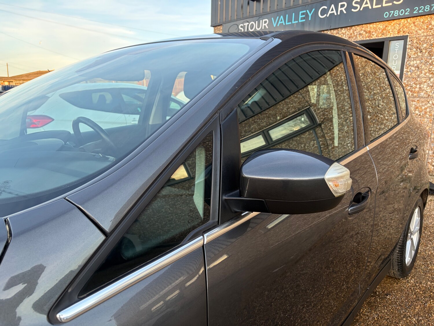 Used Ford C-Max 2016 for sale - 77942436: Photo 4