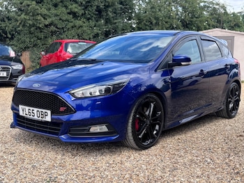 Used Ford Focus 2016 for sale - 79059710: Photo