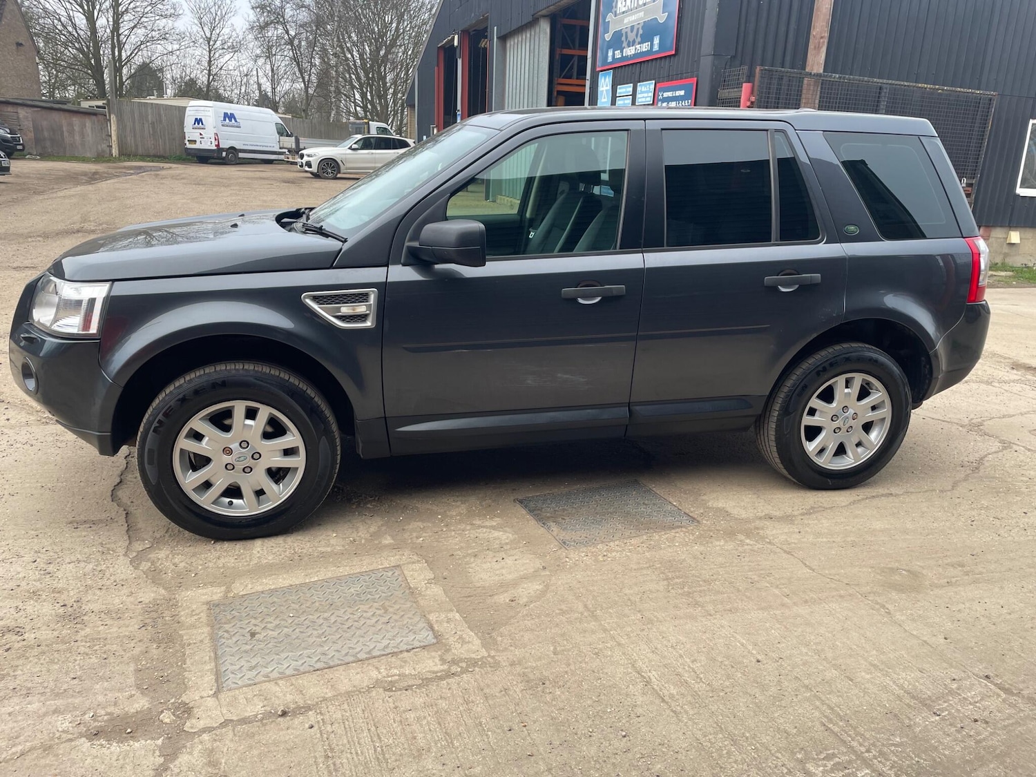 Used Land Rover Freelander 2 2010 for sale - 78043798: Photo 10