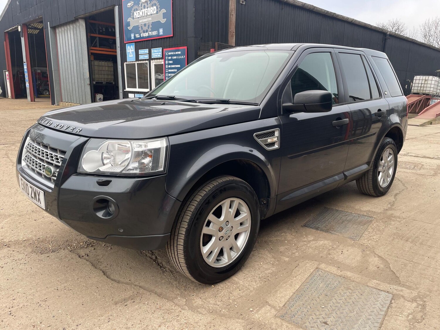 Used Land Rover Freelander 2 2010 for sale - 78043798: Photo 17