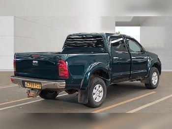Used Toyota Hilux 2010 for sale - 79038612: Photo