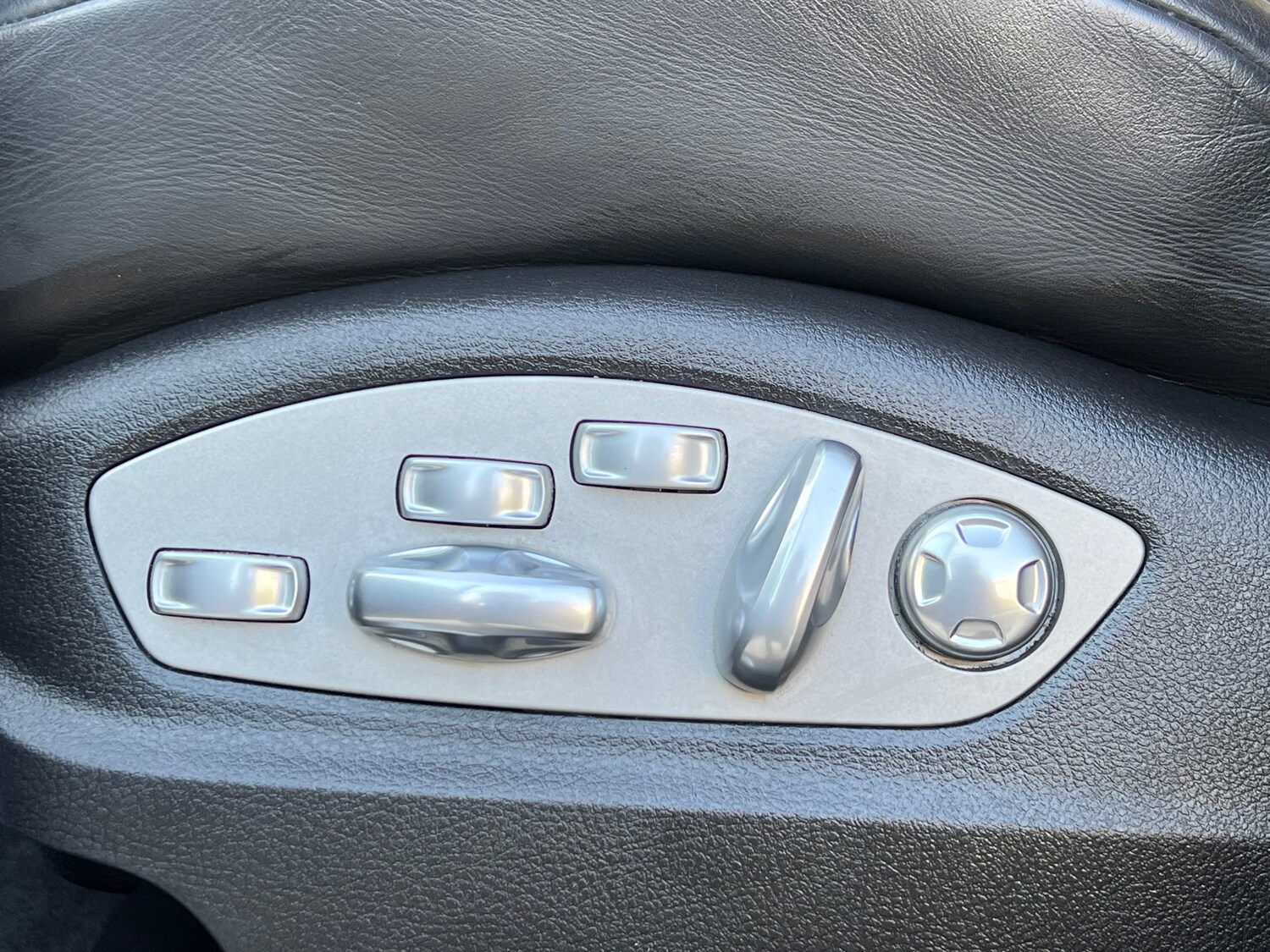 Used Porsche Macan 2016 for sale - 78103555: Photo 5