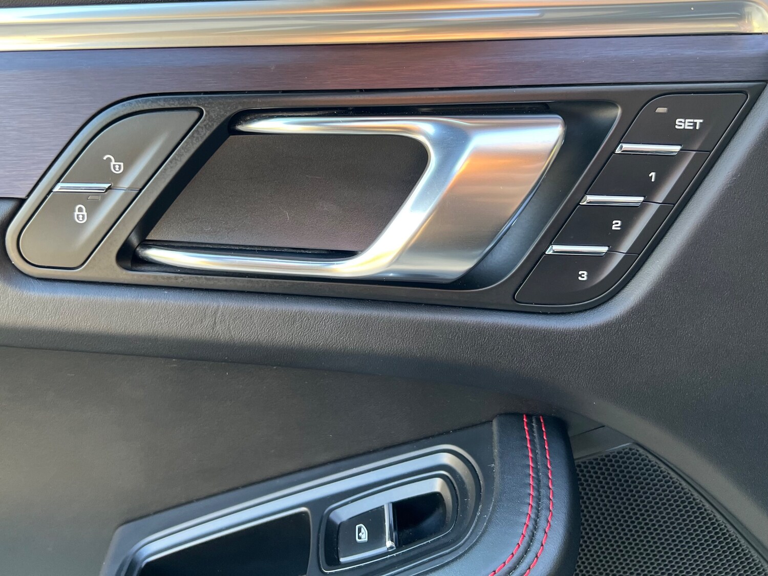 Used Porsche Macan 2016 for sale - 78103555: Photo 6