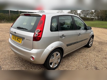 Used Ford Fiesta 2006 for sale - 78009220: Photo