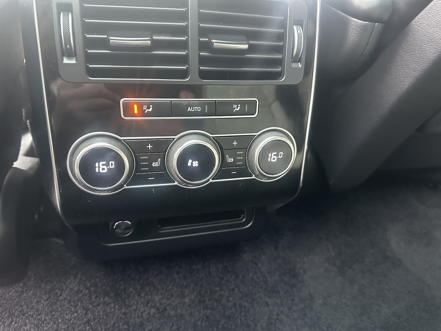 Used Land Rover Range Rover Sport 2015 for sale - 77033075: Photo 17