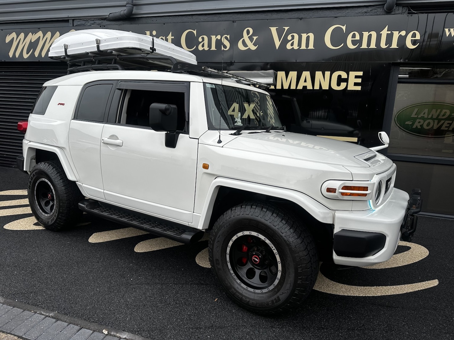 Used Toyota FJ Cruiser 2020 for sale - 76836987: Photo 2