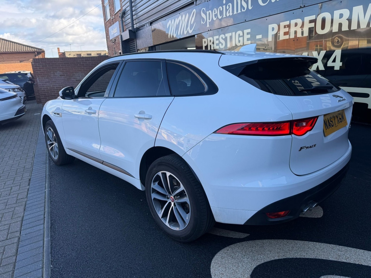 Used Jaguar F-Pace 2018 for sale - 78057015: Photo 5