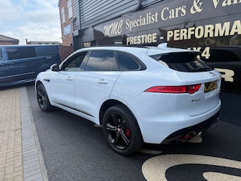 Used Jaguar F-Pace 2016 for sale - 78383342: Photo