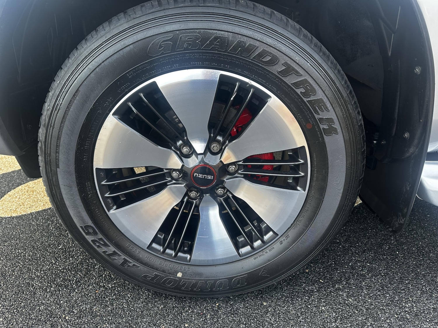 Used Isuzu D-Max 2023 for sale - 76093793: Photo 10