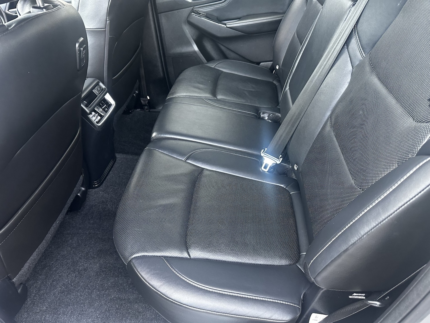 Used Isuzu D-Max 2023 for sale - 76093793: Photo 26