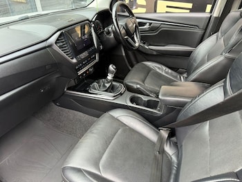 Used Isuzu D-Max 2023 for sale - 76093793: Photo