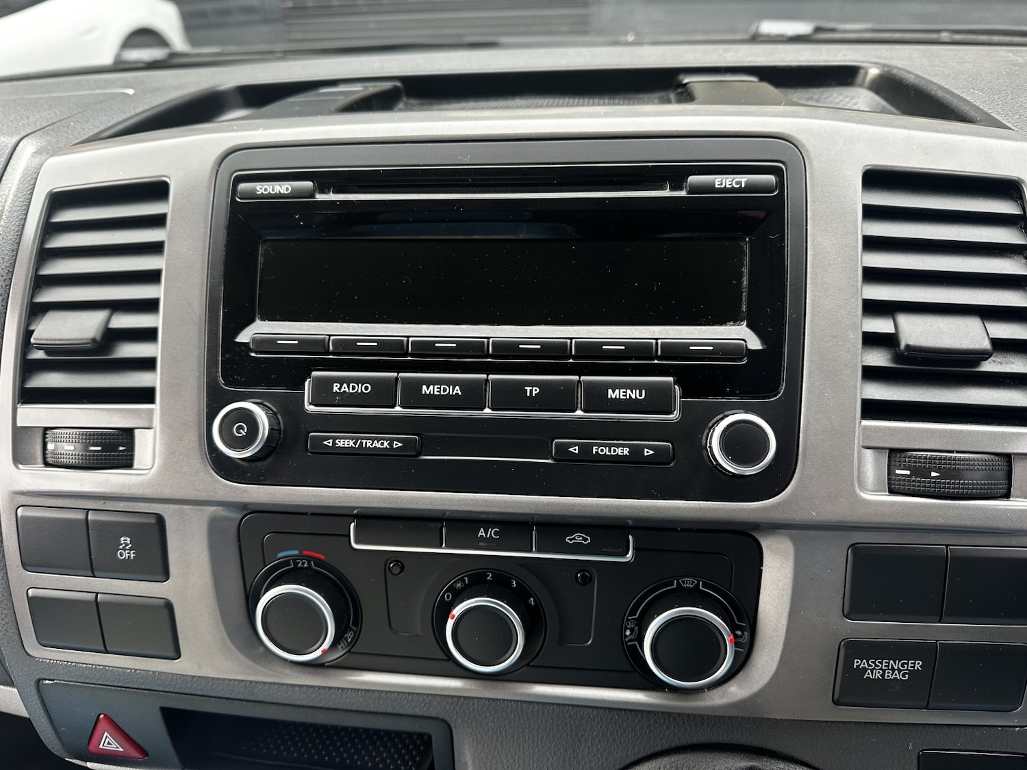 Used Volkswagen Transporter 2015 for sale - 77478066: Photo 16