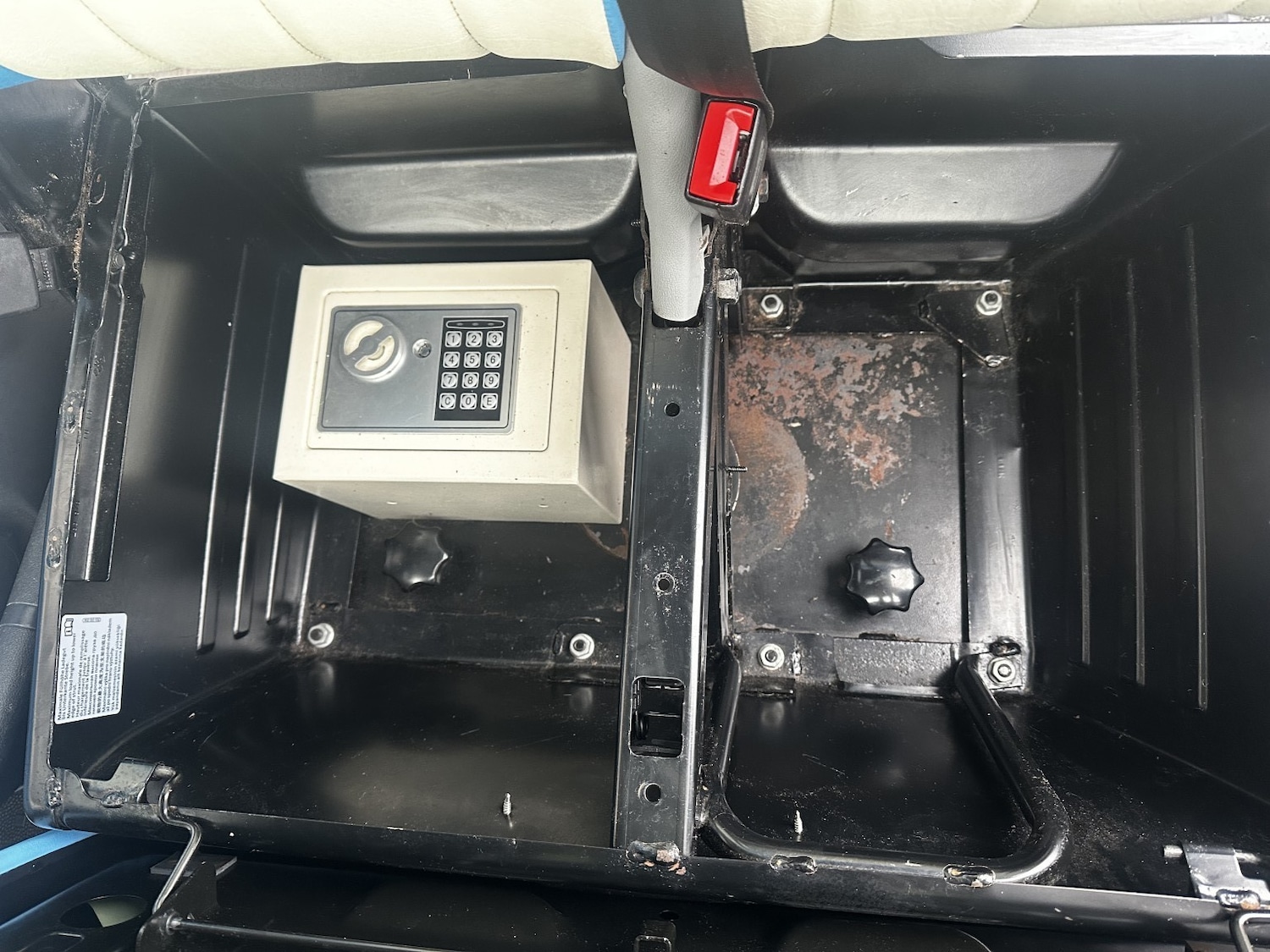 Used Volkswagen Transporter 2015 for sale - 77478066: Photo 18