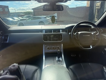 Used Land Rover Discovery 2018 for sale - 78683410: Photo
