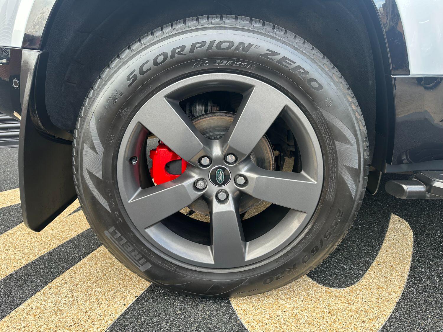 Used Land Rover Defender 110 2022 for sale - 76794482: Photo 10