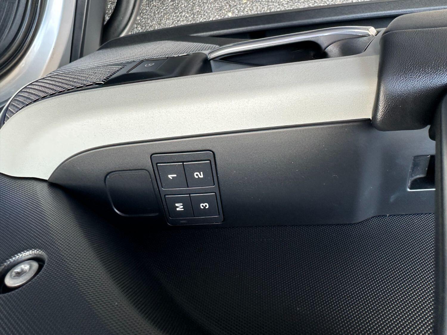 Used Land Rover Defender 110 2022 for sale - 76794482: Photo 22