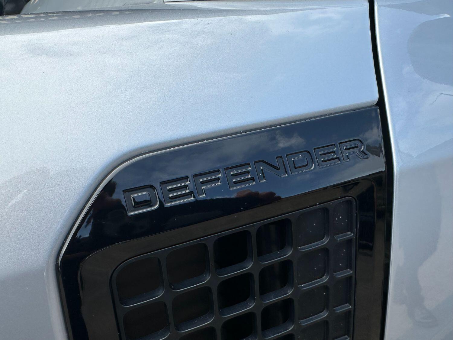 Used Land Rover Defender 110 2022 for sale - 76794482: Photo 25