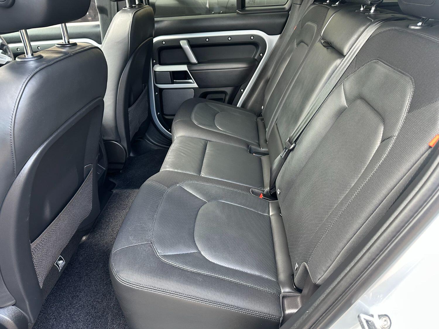 Used Land Rover Defender 110 2022 for sale - 76794482: Photo 31