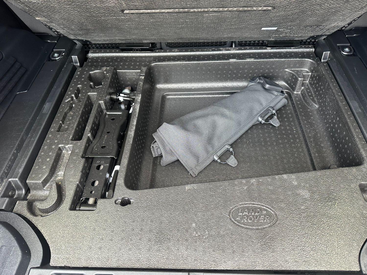 Used Land Rover Defender 110 2022 for sale - 76794482: Photo 35