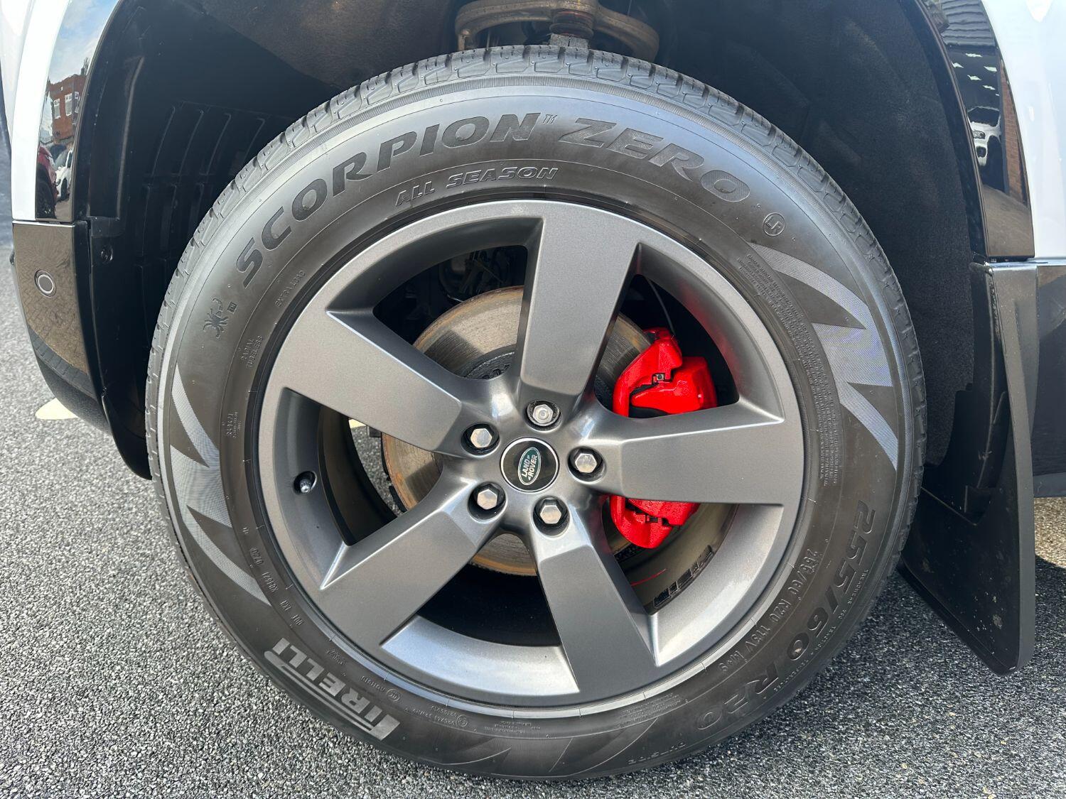 Used Land Rover Defender 110 2022 for sale - 76794482: Photo 8