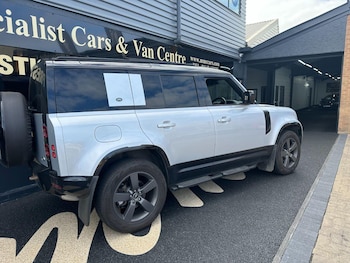 Used Land Rover Defender 110 2022 for sale - 75608211: Photo