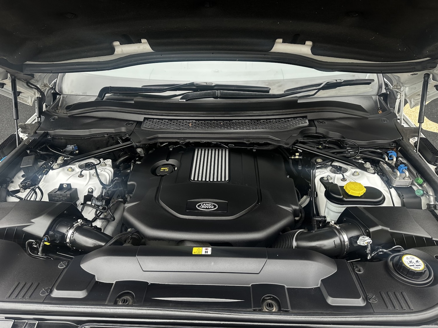 Used Land Rover Range Rover Sport 2015 for sale - 76521040: Photo 40