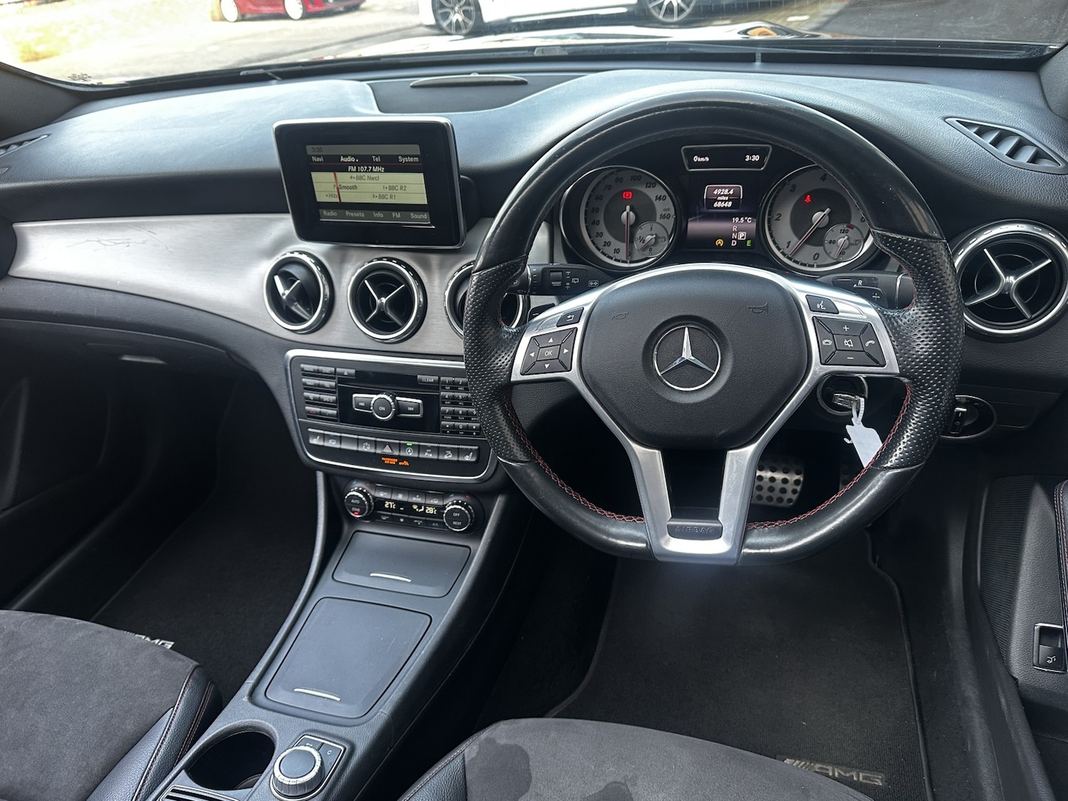 Used Mercedes-Benz GLA 2015 for sale - 77977148: Photo 5